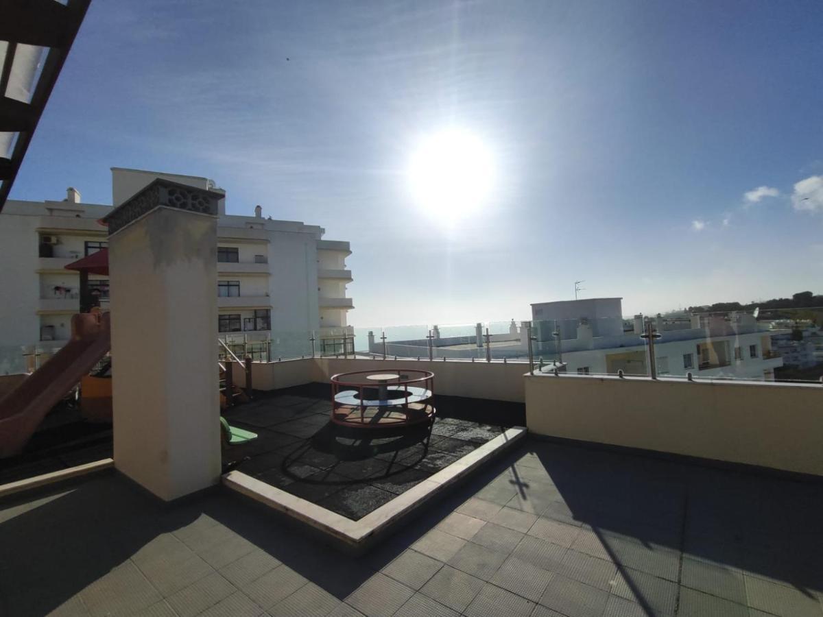 דירות Armacao De Pera Ocean Terrace With Pool By Homing מראה חיצוני תמונה